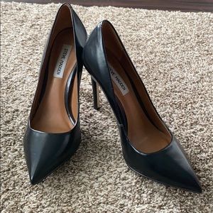Close toed black heels